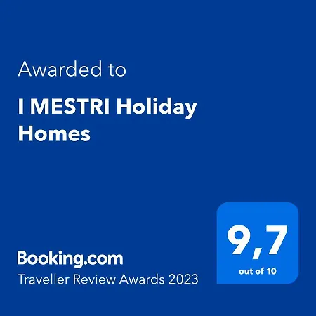 Semesterbostad I Mestri Homes